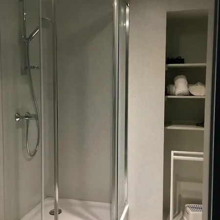 Le Pre-chet Апартаменты Профондвиль